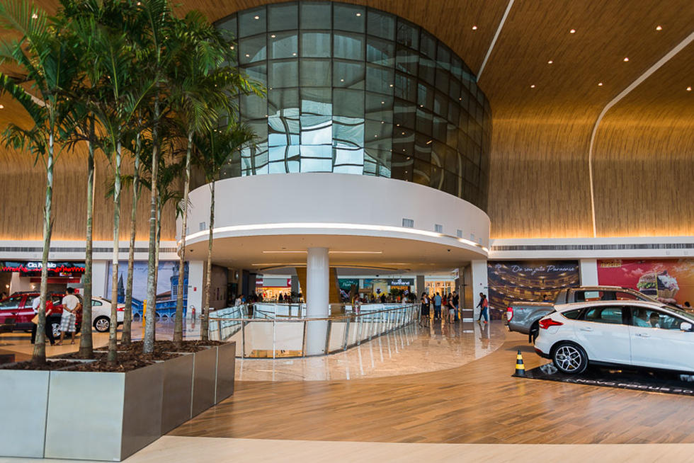 Freire Mello inaugura stand de vendas no Shopping Bosque Grão-Pará